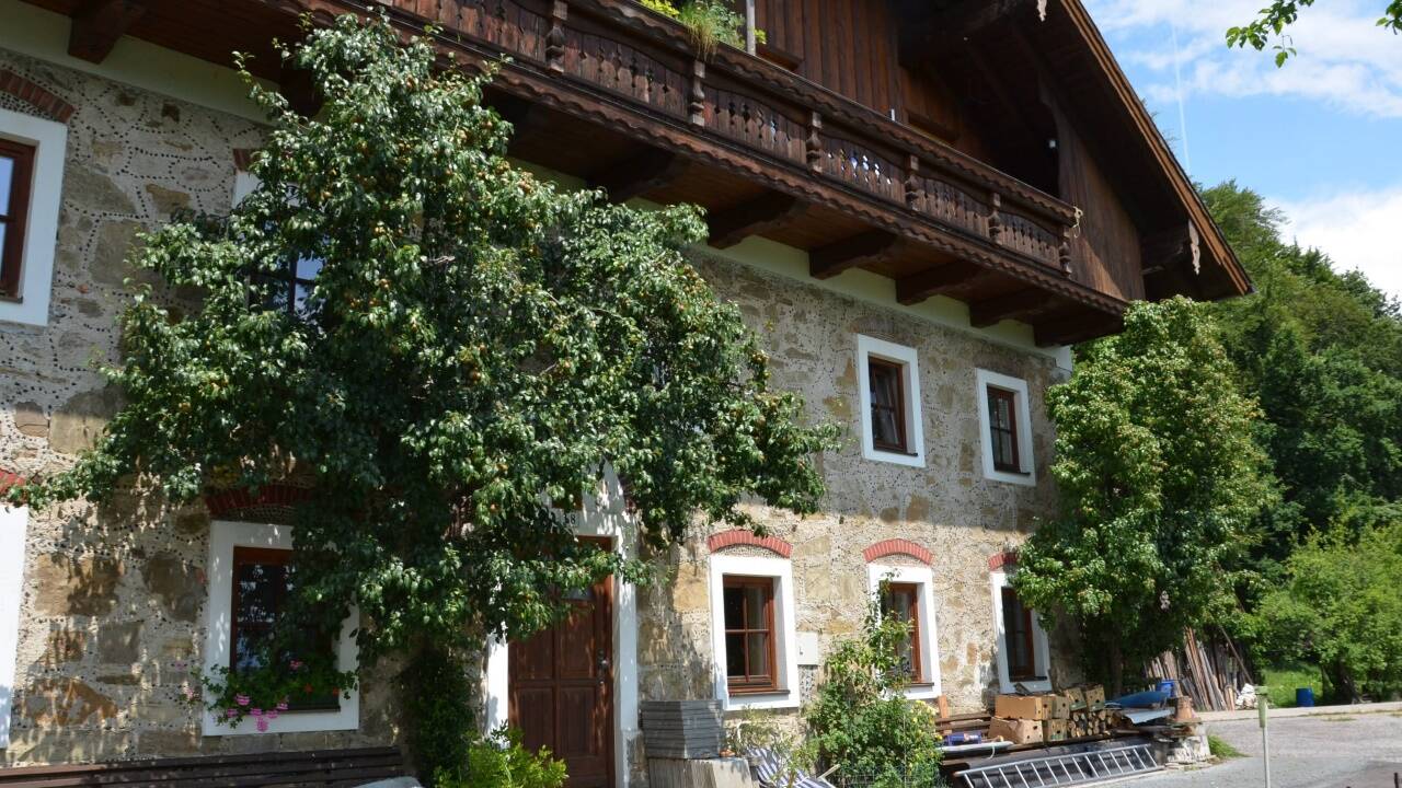 Von diesem Balkon soll der Mann eine Reihe von Schüssen abgegeben haben. 