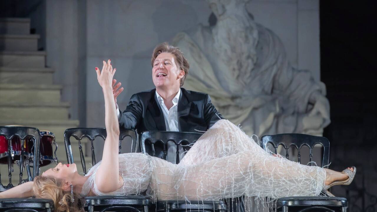 Valery Tscheplanowa und Tobias Moretti. 