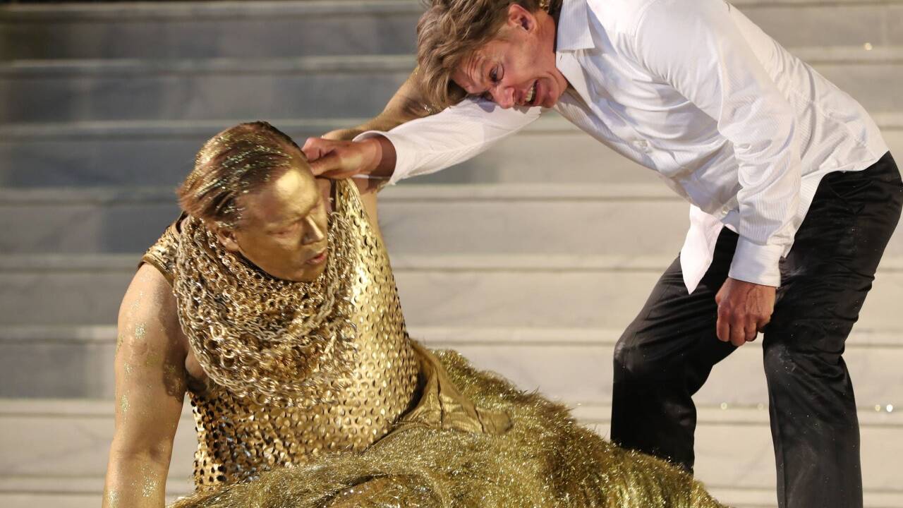 Tobias Moretti (Jedermann) und Christoph Franken (Mammon). 
