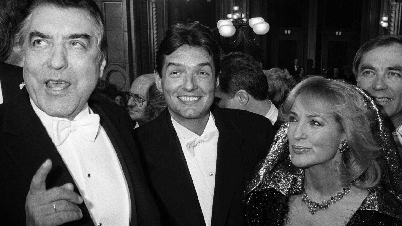 Helmut Zilk fand als Wiener Bürgermeister die Rolle seines Lebens. Im Bild mit seiner Frau Dagmar Koller und Falco.  