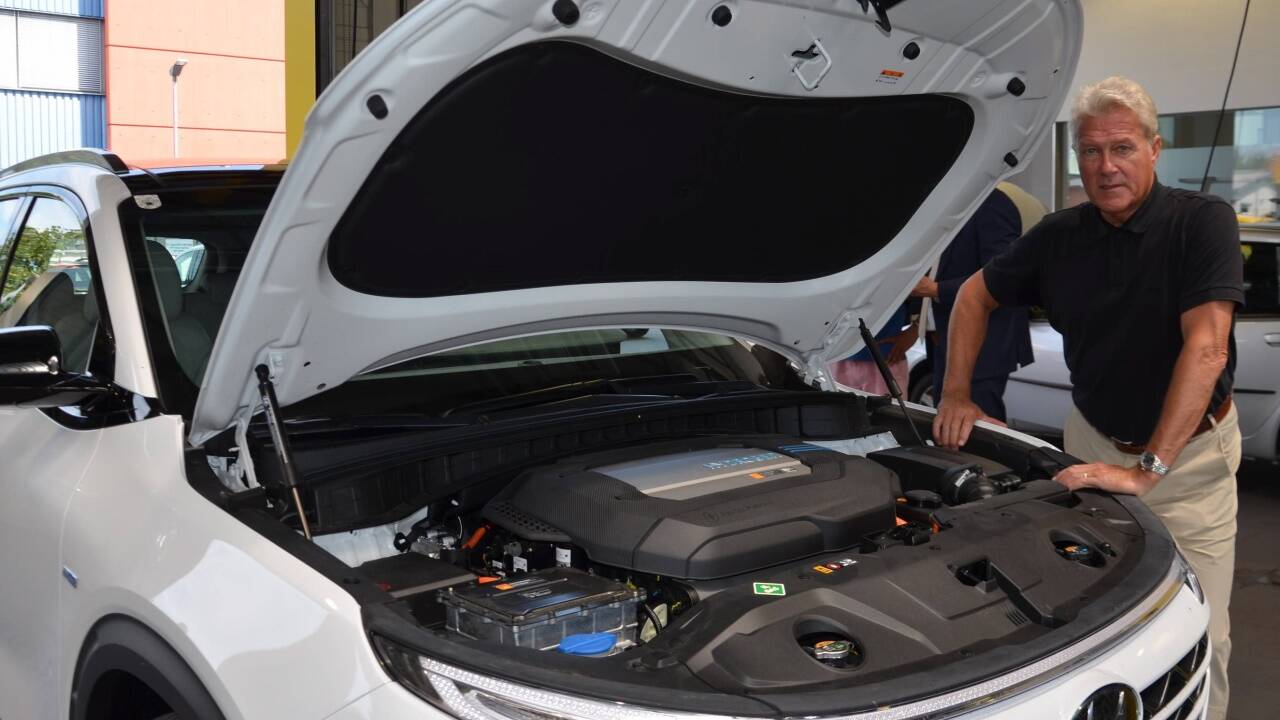 Salzburgs ÖAMTC-Direktor Erich Lobensommer sieht die Politik gefordert, um die Technologie zu etablieren. 