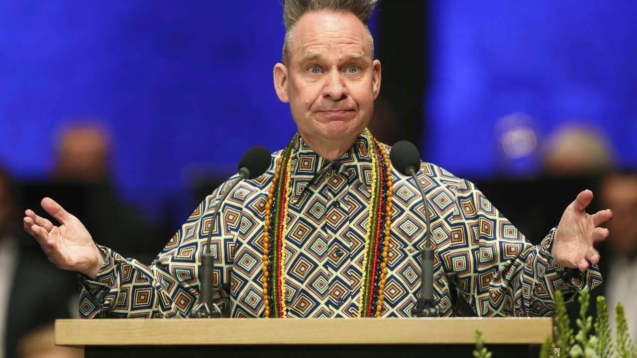  Festredner, Regisseur Peter Sellars beim Festakt zur Eröffnung der Salzburger Festspiele in der Felsenreitschule, am Samstag, 27. Juli 2019.  