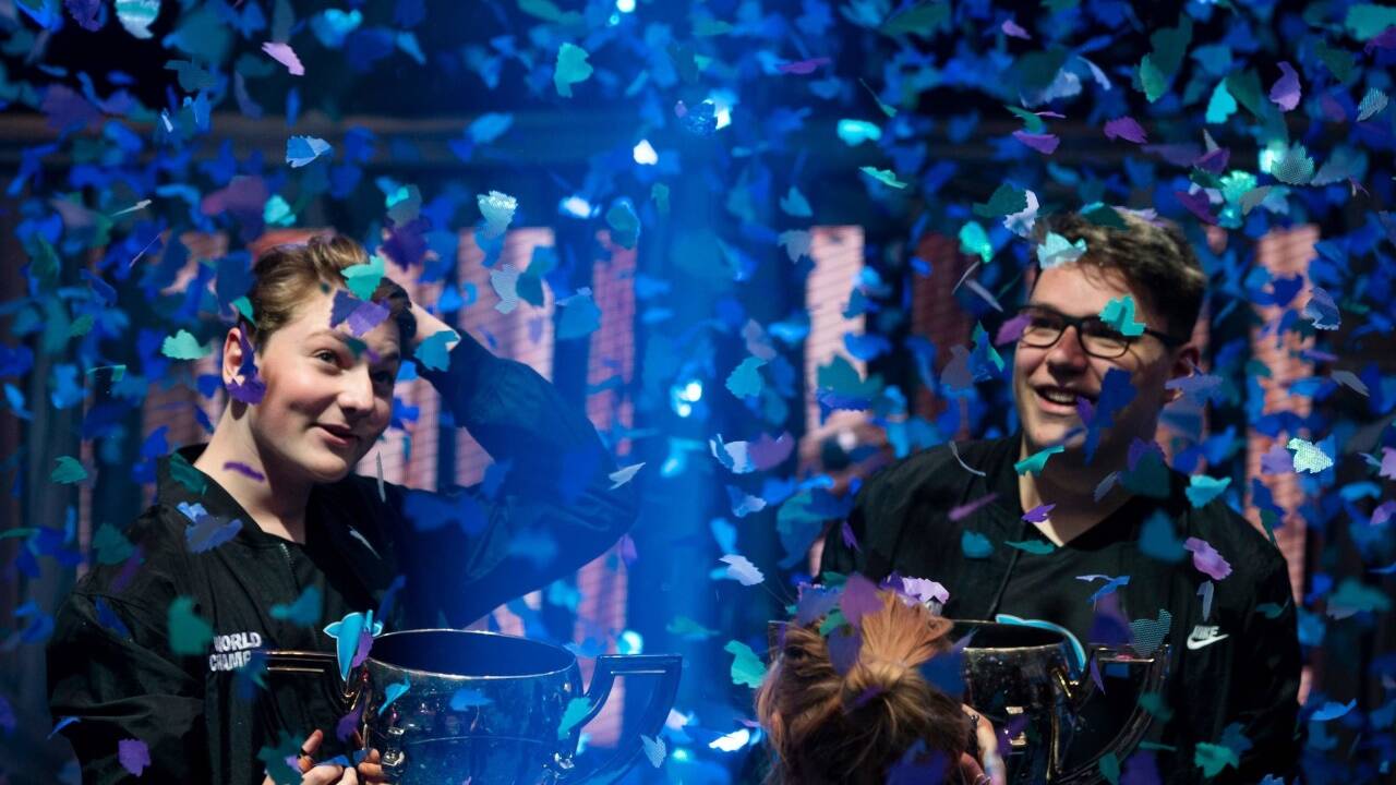 Emil 'Nyhrox' Bergquist Pedersen und David „aqua“ Wang. 