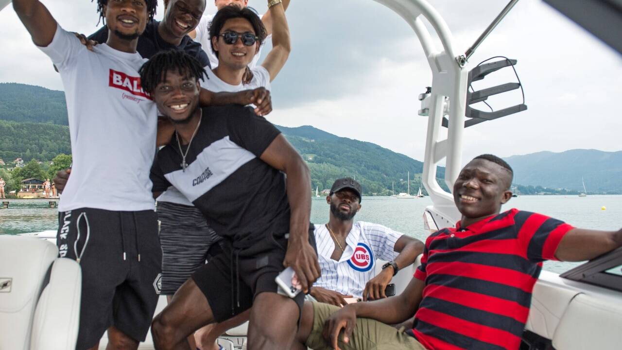 Family Day der Red-Bull-Kicker am Mondsee. 