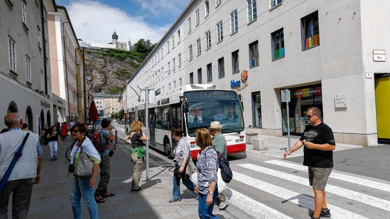 Blick in die Griesgasse mit dem markanten AVA-Hof.  
