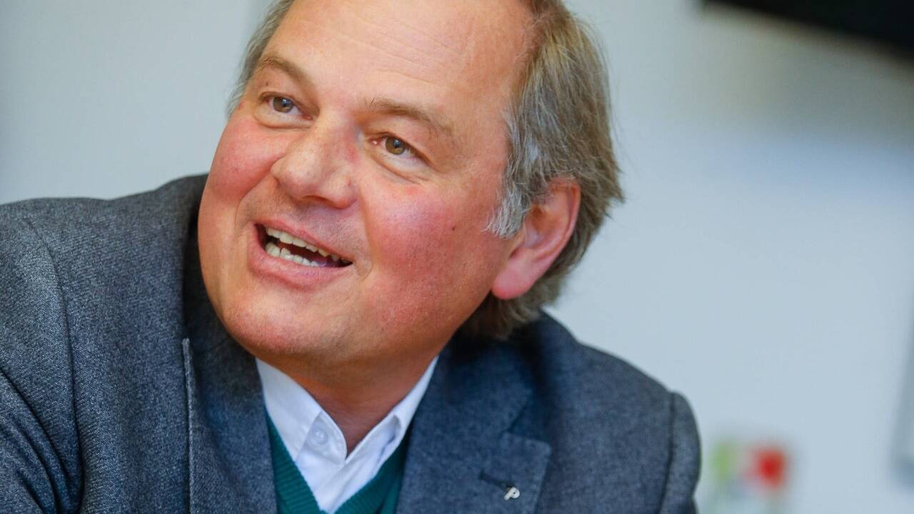 Der Bestsellerautor, Psychiater und Psychotherapeut Manfred Stelzig legt in diesem Podcast den Finger in offene Wunden unserer Gesellschaft. 