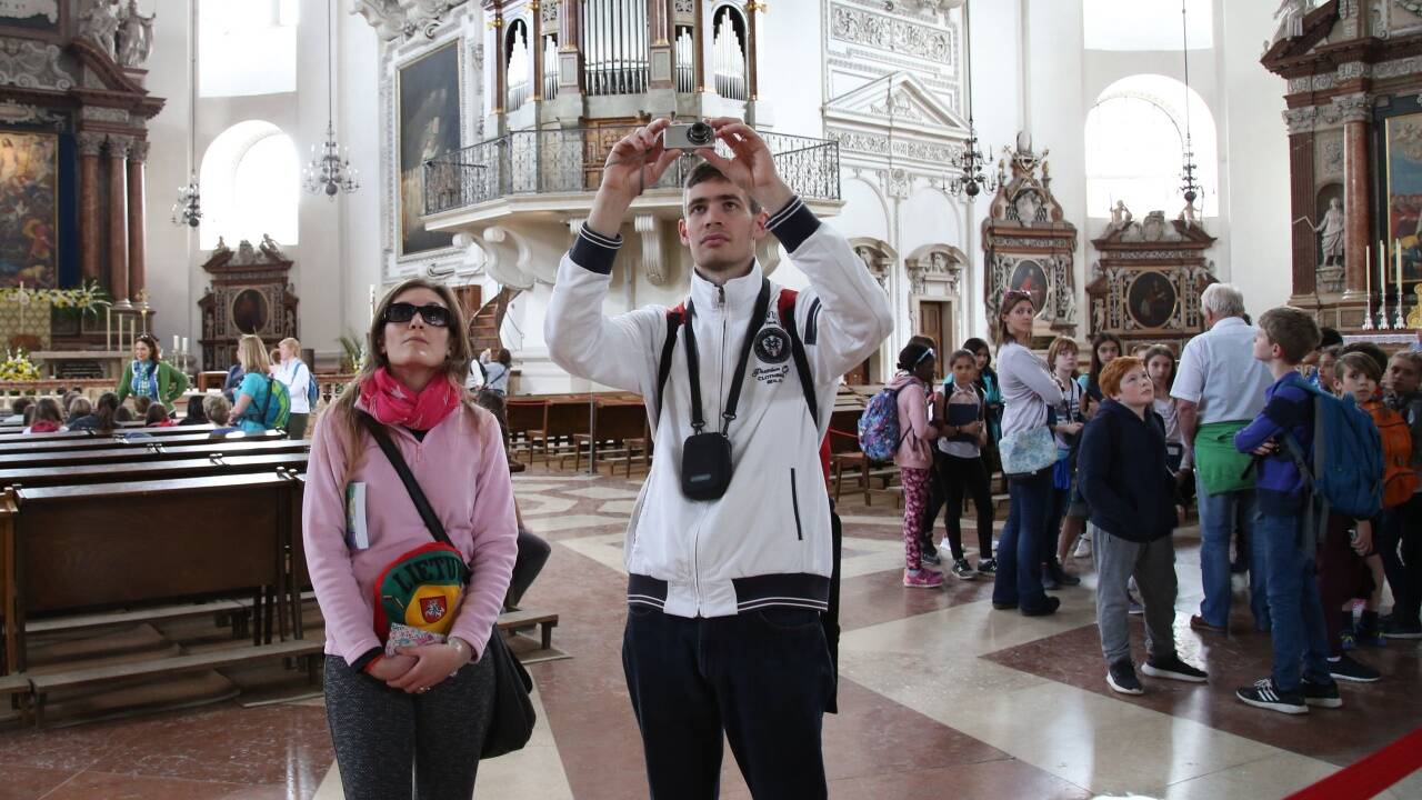 Von innen können Touristen den Dom künftig nur noch kostenpflichtig besichtigen. 
