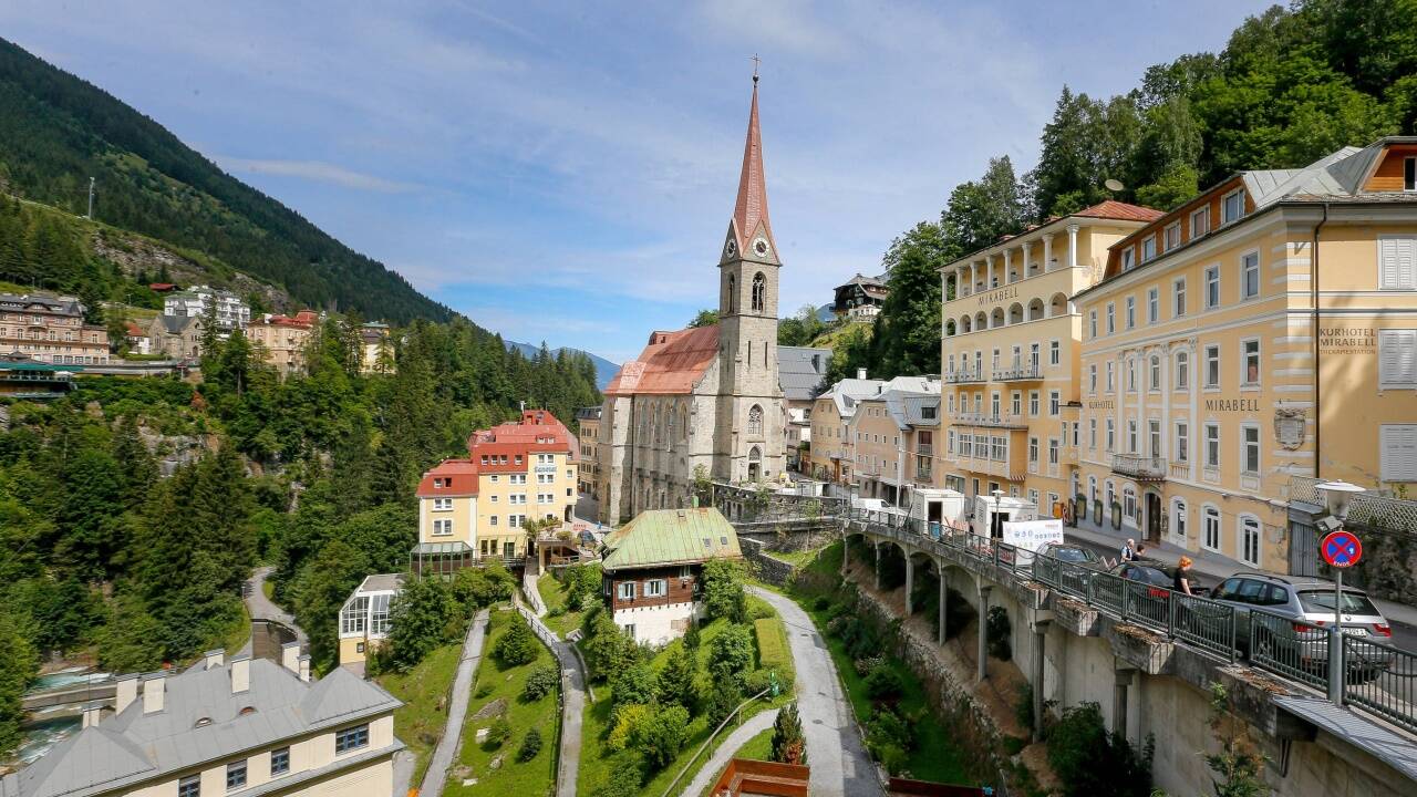 Bad Gastein mit einer Kanalbaustelle 