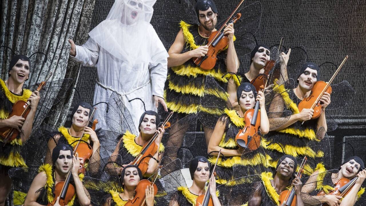 Zum 200. Geburtstag des deutsch-französischen Komponisten Jacques Offenbach bringen die Salzburger Festspiele heuer seine Opéra-bouffon „Orphée aux enfers“ („Orpheus in der Unterwelt“) im Haus für Mozart zur Aufführung. Premiere ist am 14. August. 