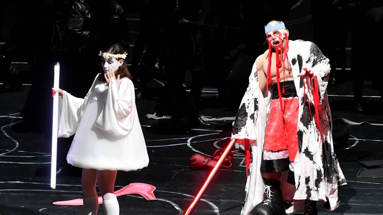 Chiara Skerath als Antigone und Christopher Maltman in der Titelrolle 