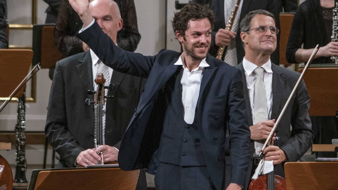 Der französische Dirigent Raphaël Pichon und das Mozarteumorchester Salzburg. 