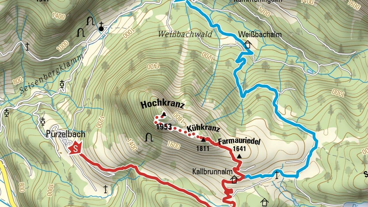 Auf den sattgrünen Kühkranz folgt der felsige Hochkranz. 