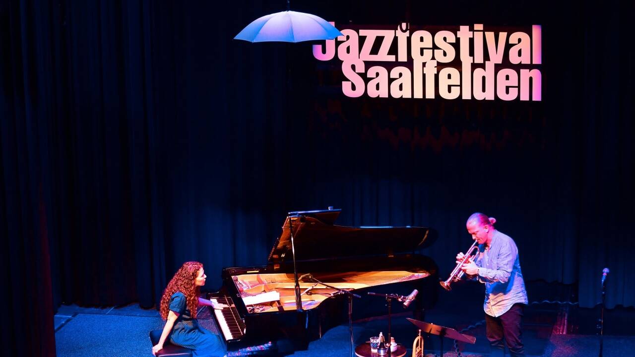 Lorenz Raab & Sylvie Courvoisier. 