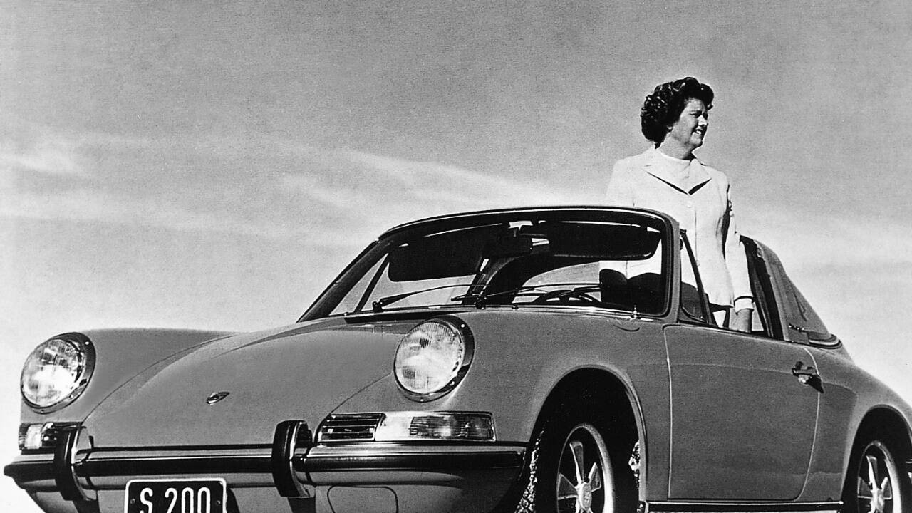 <strong>Die Visionärin:</strong> Louise Piëch startete in Salzburg den Automobilhandel mit den Marken Volkswagen und Porsche. 