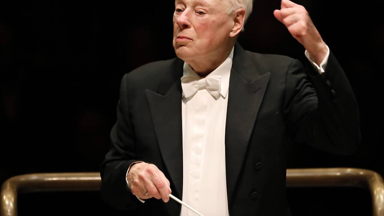 Der 90-jährige, holländische Dirigent Haitink darf sich freuen 