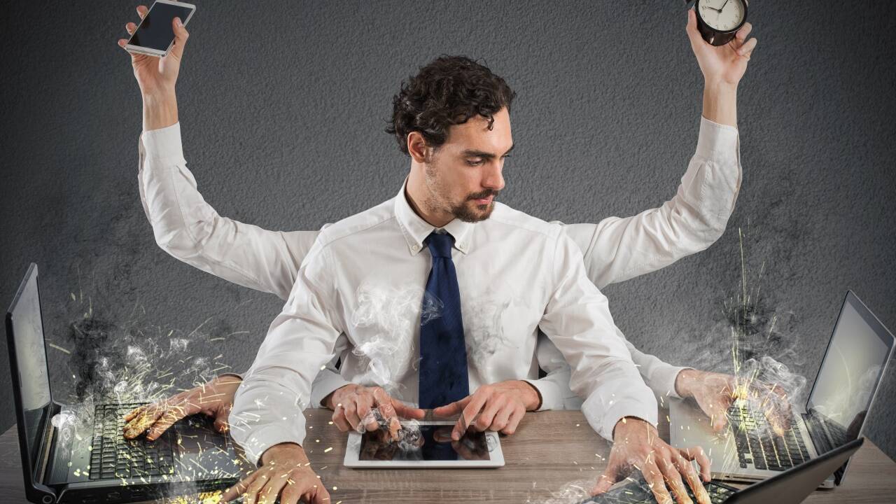 Psychische Erkrankungen am Arbeitsplatz nehmen zu. Eine der Ursachen ist die hohe Arbeitsbelastung. Psychische Erkrankungen am Arbeitsplatz nehmen zu. Eine der Ursachen ist die hohe Arbeitsbelastung.