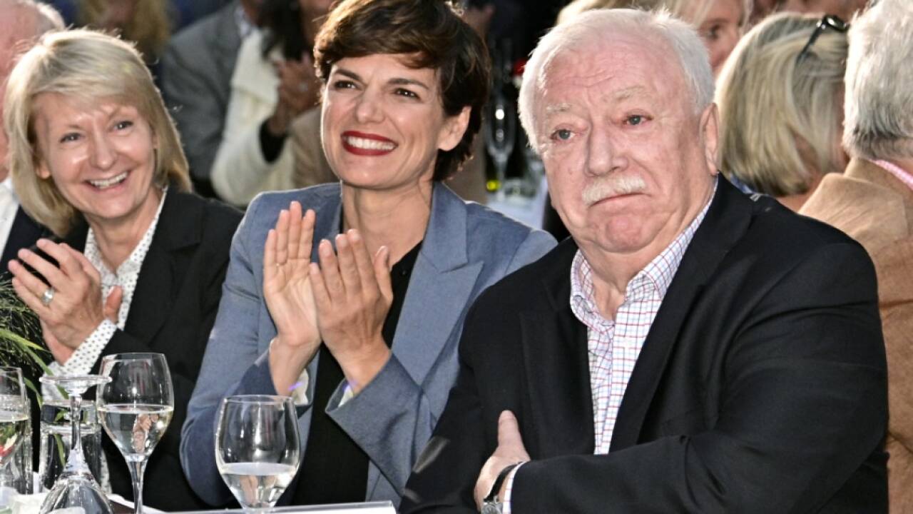 Viele Genossinnen und Genossen waren zugegen 