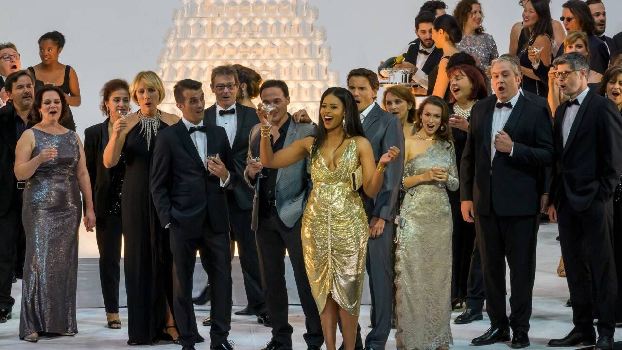 „La Traviata“ an der Opera Palais Garnier 