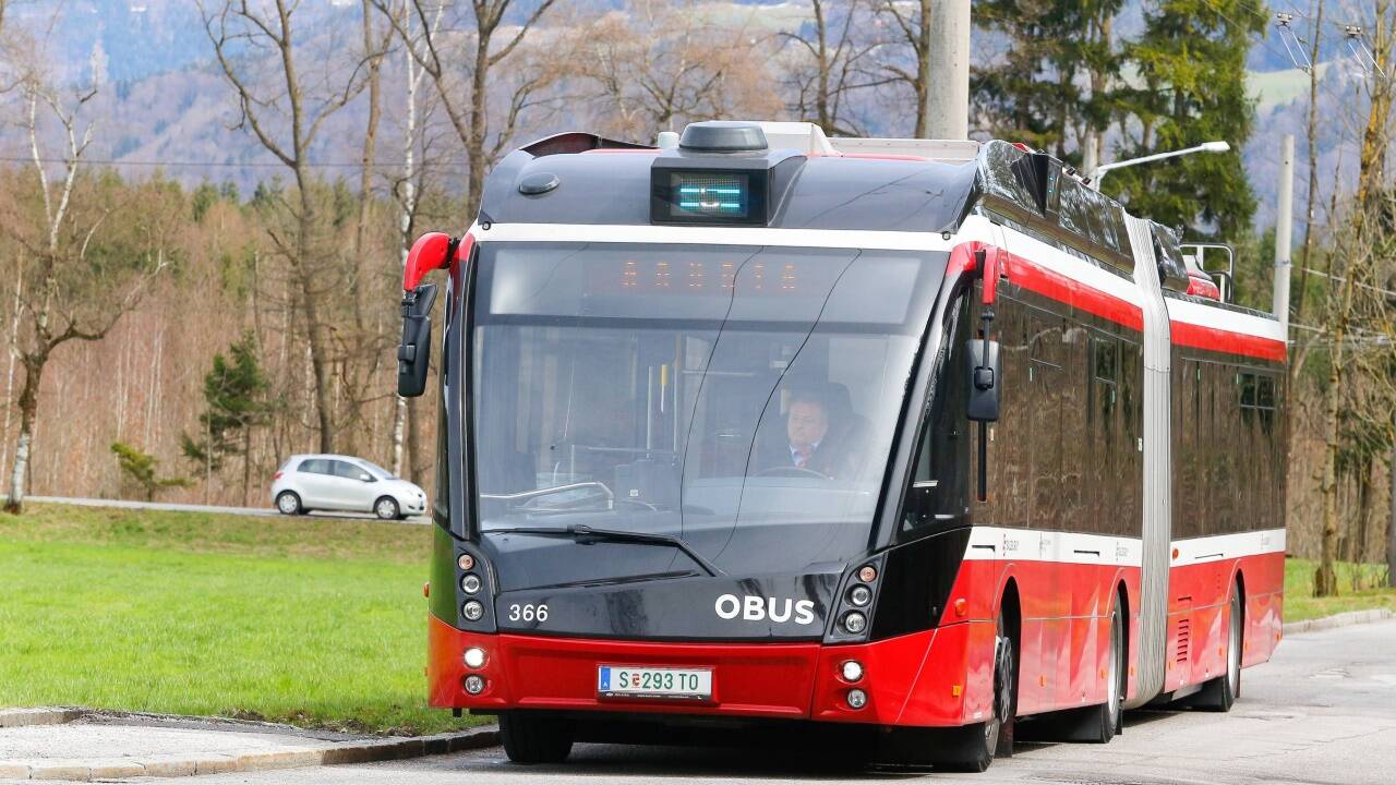 Die Linie 5 fährt seit kurzem bis nach Grödig. Die Diskussion über die neue Haltestelle Weidenstraße ist noch nicht beendet.  