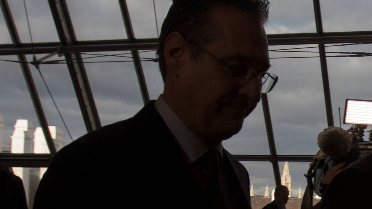 Ex-FPÖ-Chef Strache wurde wahrhaft beschattet. 