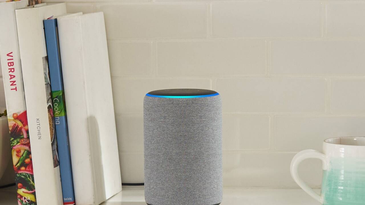 Alexa, verbaut im Lautsprecher Echo, erobert immer mehr Haushalte – und bringt Datenschützer auf die Barrikaden. 