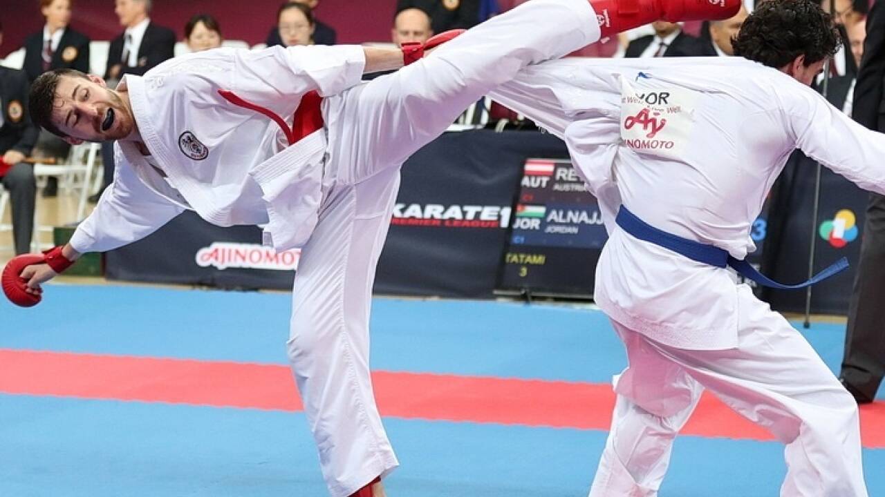Luca Rettenbacher (l.) zeigte in Moskau als bester Österreicher auf. 