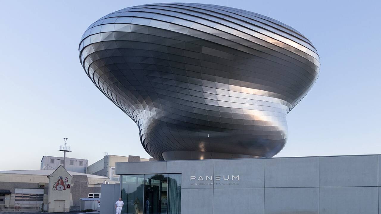 Von Coop Himmelb(l)au ist das Paneum des Backaldrin-Konzerns im oberösterreichischen Asten.  