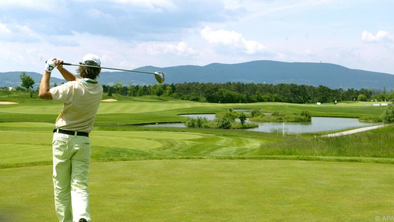 Der Abschlag ist eine der schwierigsten sportlichen Bewegungen.  