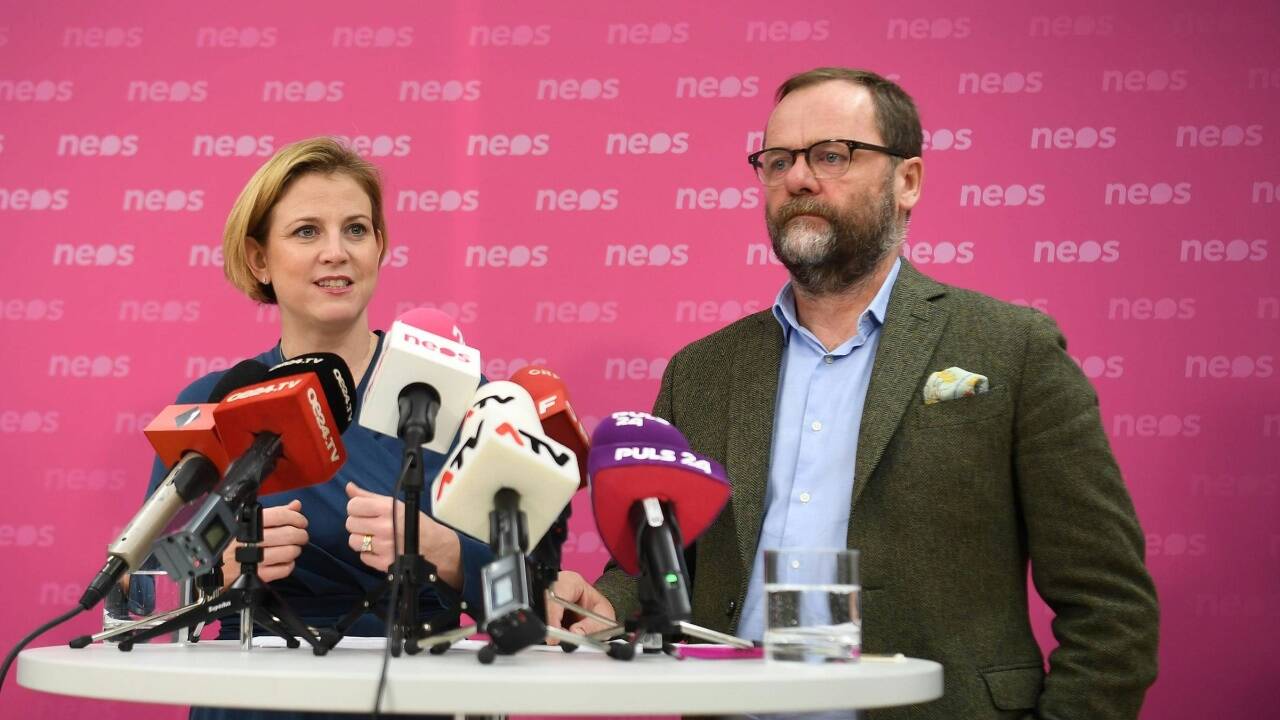 Neos-Chefin Beate Meinl-Reisinger und Abgeordneter Sepp Schellhorn. Neos-Chefin Beate Meinl-Reisinger und Abgeordneter Sepp Schellhorn.