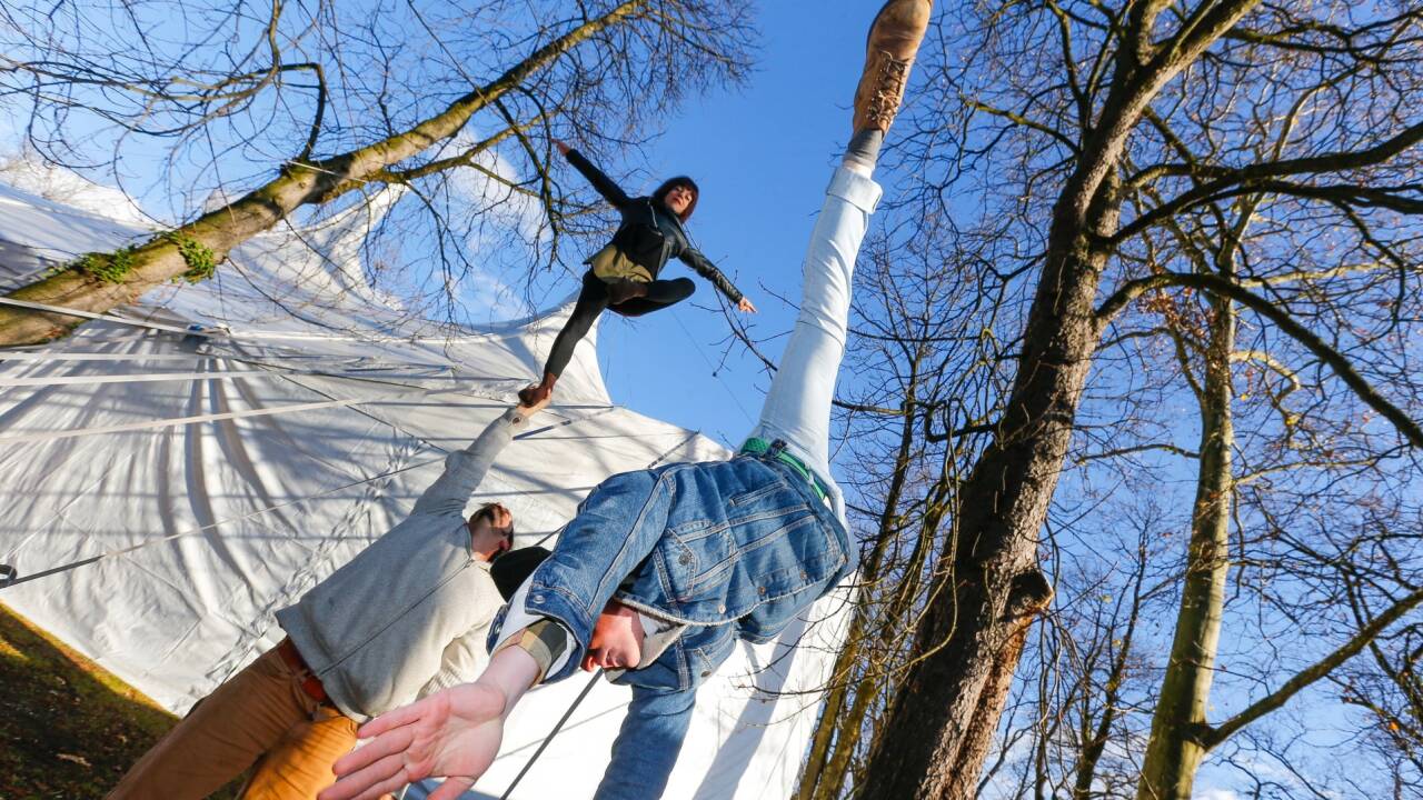 Zirkusbegeisterte Menschen sollen in Gnigl künftig regelmäßig trainieren können.  