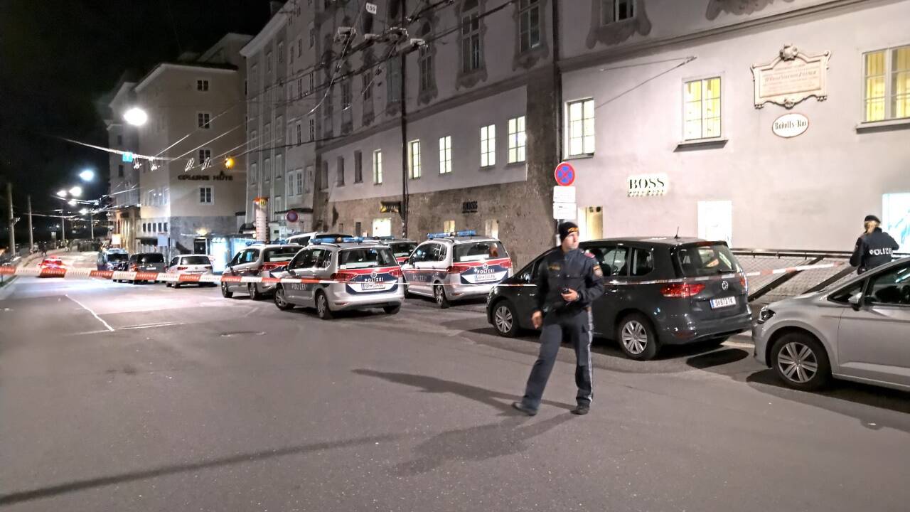 Nächtlicher Einsatz am Rudolfskai.  Nächtlicher Einsatz am Rudolfskai.