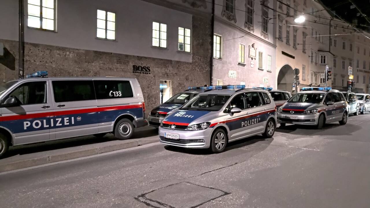 Nächtlicher Einsatz am Rudolfskai.  Nächtlicher Einsatz am Rudolfskai.