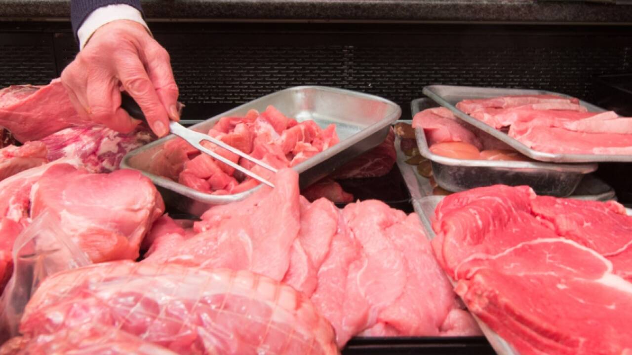 Schweine werden vielfach mit Gentechnik-Soja aus Übersee gefüttert  Schweine werden vielfach mit Gentechnik-Soja aus Übersee gefüttert