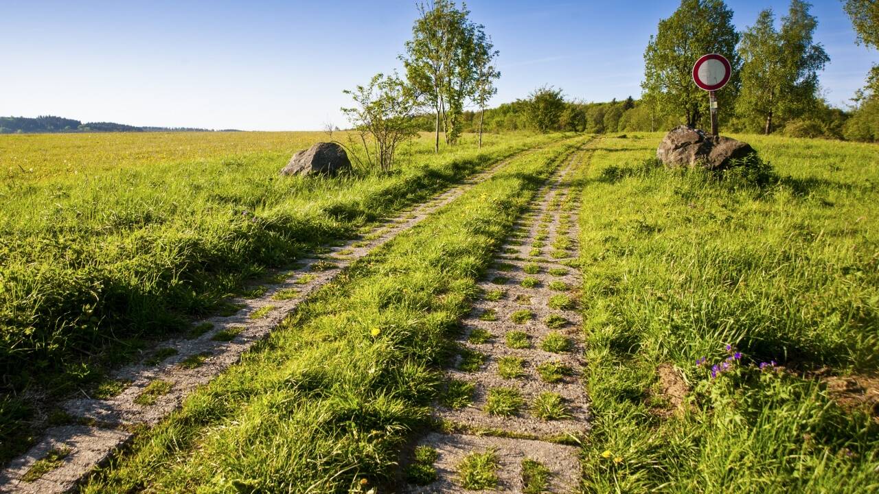 Rad- und Wanderwege kreuzen die alte innerdeutsche Grenze. 