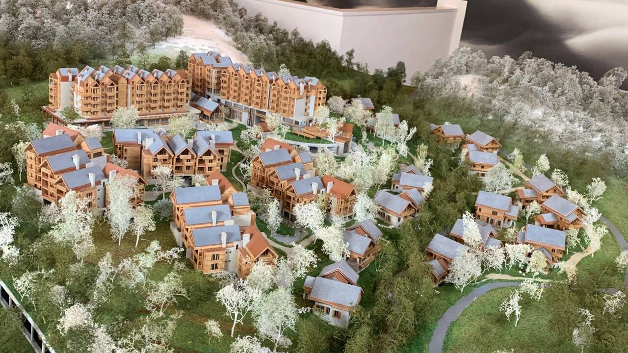 Der Spatenstich für das Projekt erfolgte vor Kurzem. Geplant sind ein Fünf-Sterne-Hotel mit Appartements und Luxus-Chalets. 