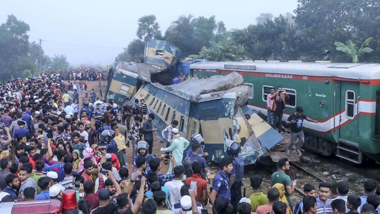 Drei Waggons waren entgleist 