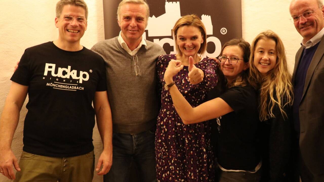 Die Redner und auch Organisatoren der ersten „fuck up night“ in St. Koloman. 
