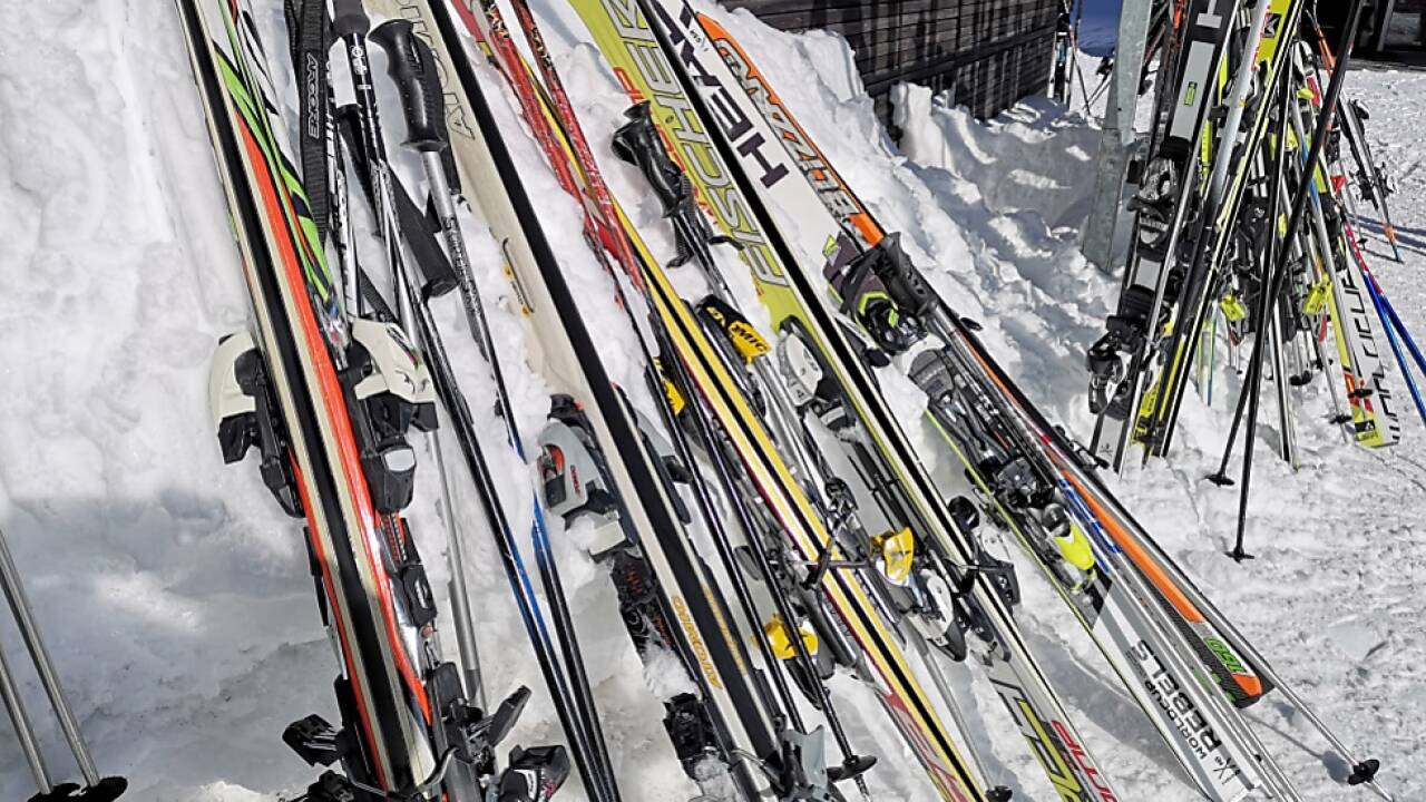 3,3 Millionen Paar Ski werden jährlich verkauft 