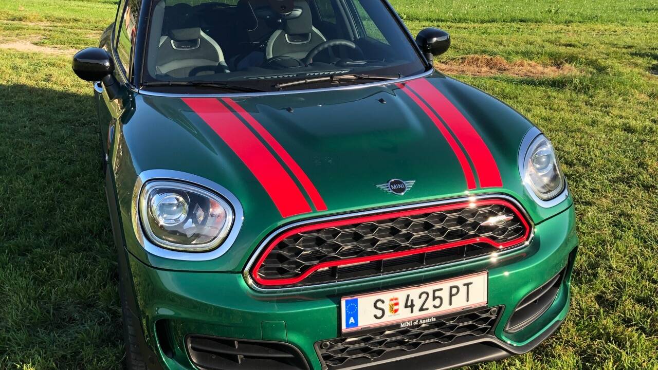 Die schärfste Ausprägung des MINI-SUV mit 306 Pferdestärken.  