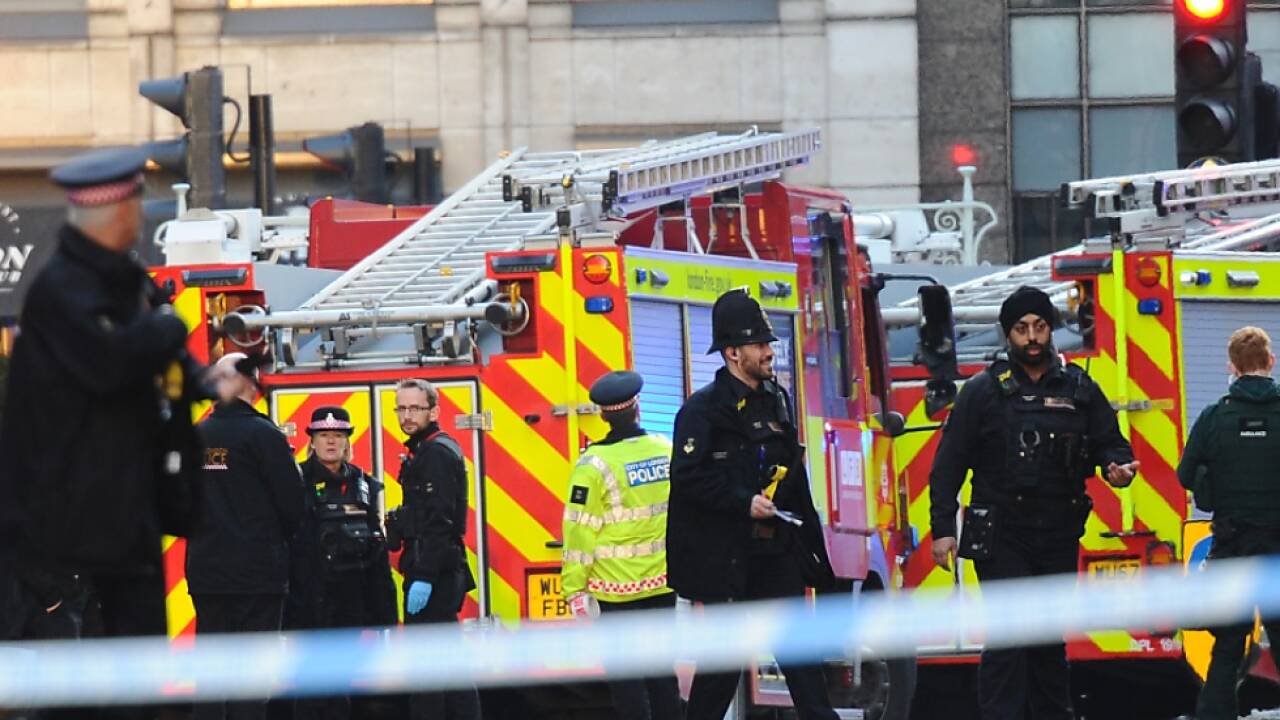 Zwei Menschen wurden bei dem Angriff nahe der London Bridge getötet 