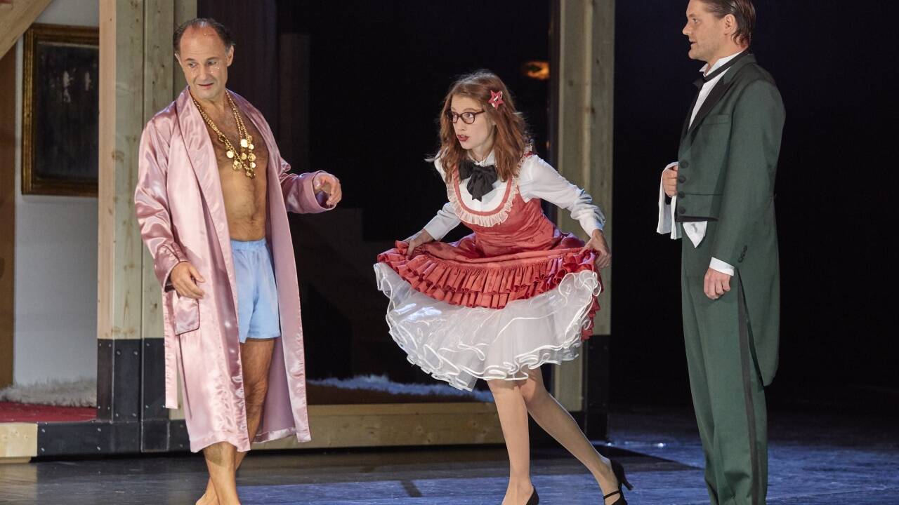Anna Rieser als Rosa in „Der Verschwender“. 