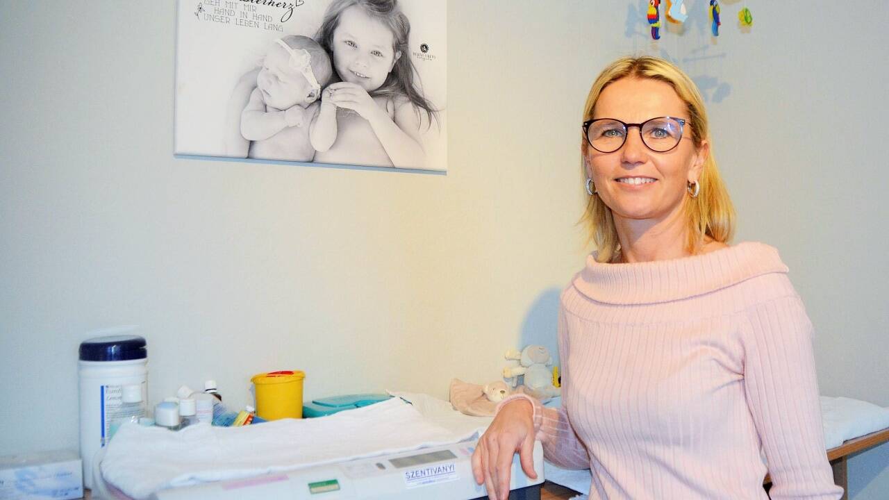 Ständig bereit für einen Einsatz sind Bianca Lackner sowie ihre Kolleginnen vom Hebammenzentrum.  Bild: erwin simonitsch 