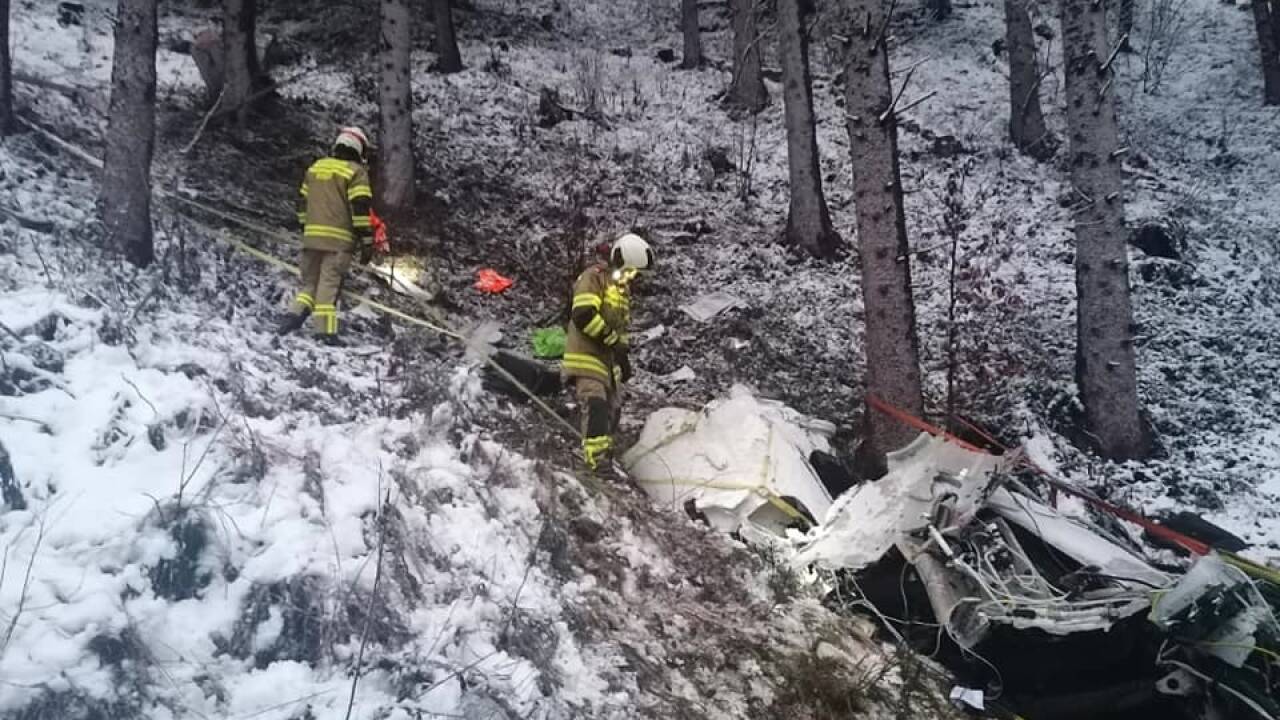 Einsatz nach einem Absturz eines Kleinflugzeuges in Bruck an der Glocknerstraße.  