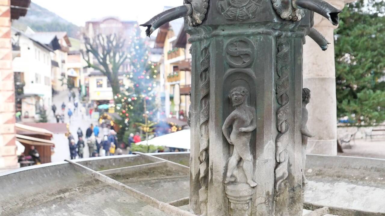 Der „wilde Mann“ auf dem Wolfgangibrunnen in St. Wolfgang. 