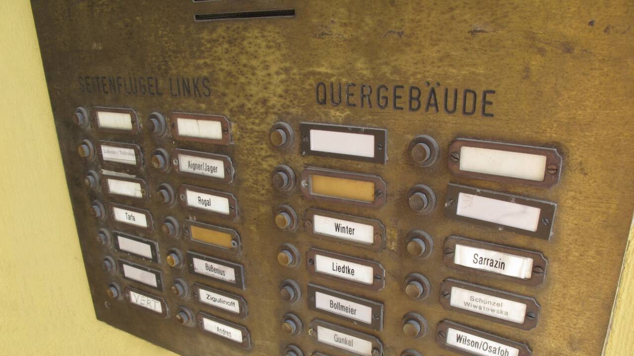 Wie viele Wohnungen stehen wirklich leer? Oder fehlt nur das Schild beim Klingelknopf? 