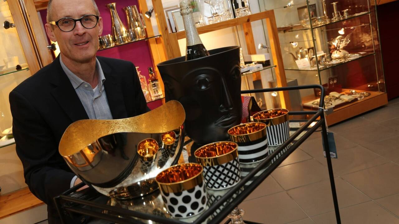 Der Salzburger Unternehmer Heinz Roittner schließt Anfang März sein Geschäft „Cook & Table“ im Ofenloch am Fuße des Rainbergs.  