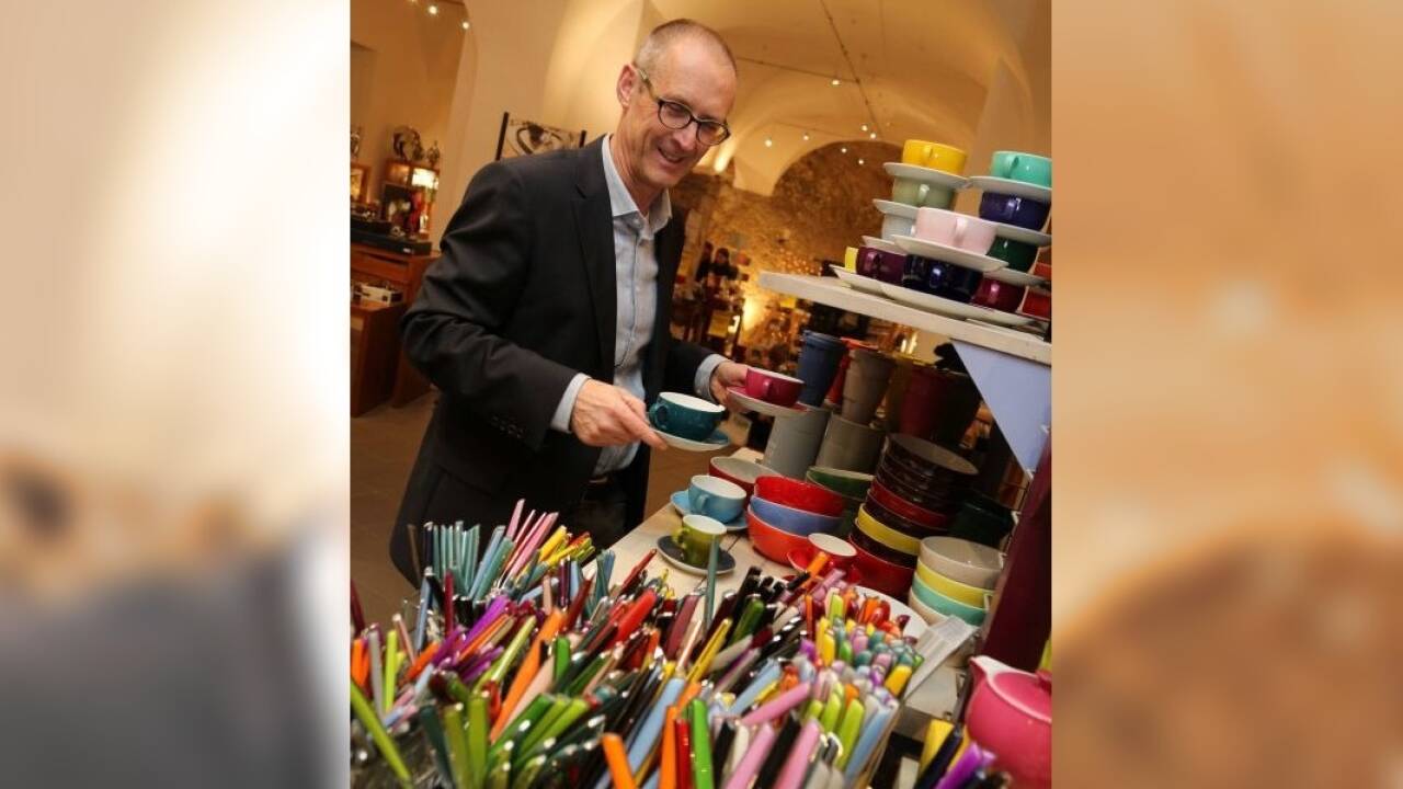 Der Salzburger Unternehmer Heinz Roittner schließt Anfang März sein Geschäft „Cook & Table“ im Ofenloch am Fuße des Rainbergs.  