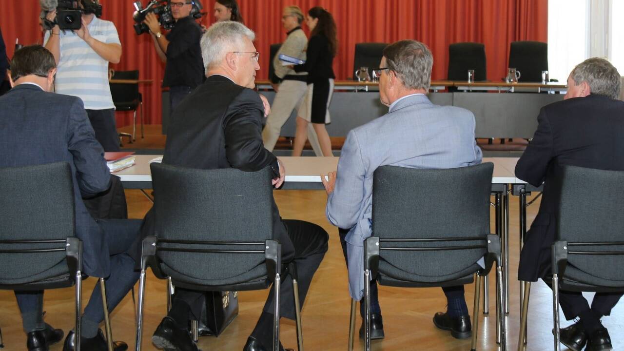 Der OGH bestätigte Anfang Oktober auch den Schuldsprüch gegen den Ex-Finanzdirektor der Stadt (l.). Der OGH bestätigte Anfang Oktober auch den Schuldsprüch gegen den Ex-Finanzdirektor der Stadt (l.).