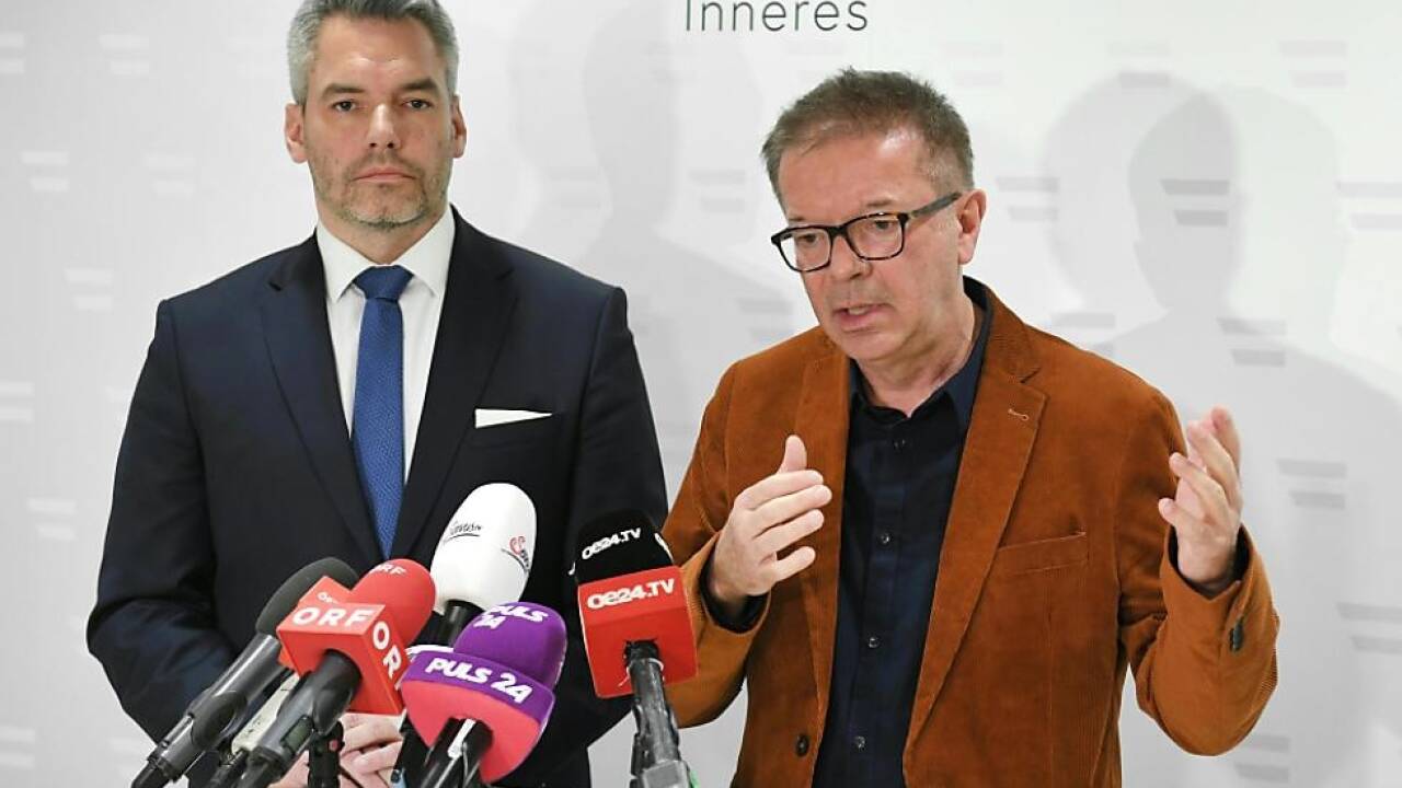 Gesundheitsminister Anschober: "Kein Grund zur Panik" Gesundheitsminister Anschober: 'Kein Grund zur Panik'