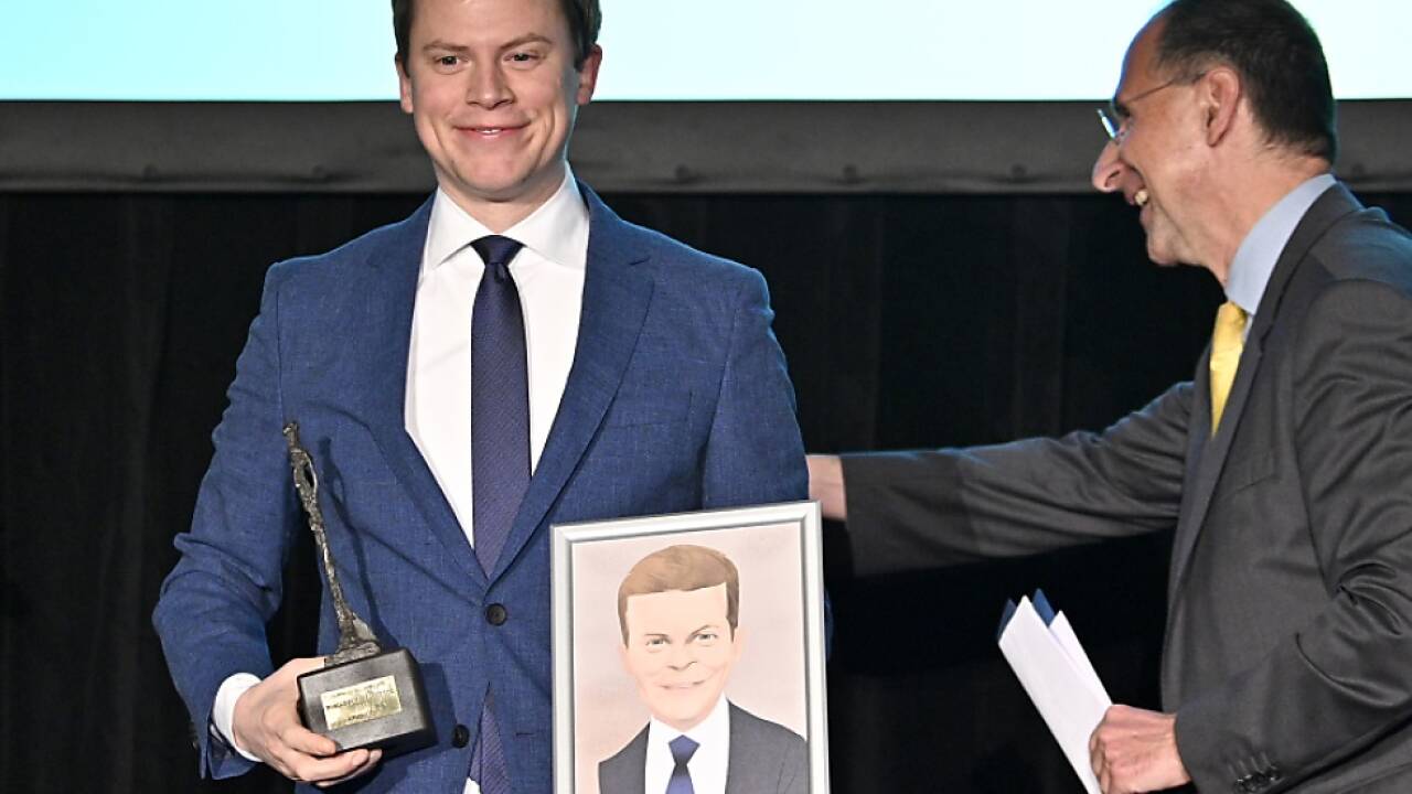 Die Laudatio auf Pötzelsberger hielt Peter Filzmaier 
